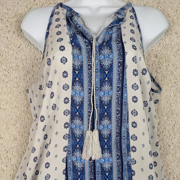 Pink Republic* Women's Camisole Sleeveless Split Neck Curved Hem Blouse~ Medium - Picture 2 of 11